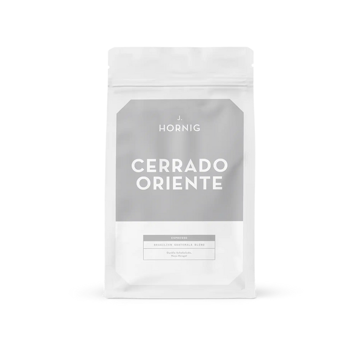 Eine Packung J. Hornig Cerrado Espresso Spezialitätenkaffee 250g.