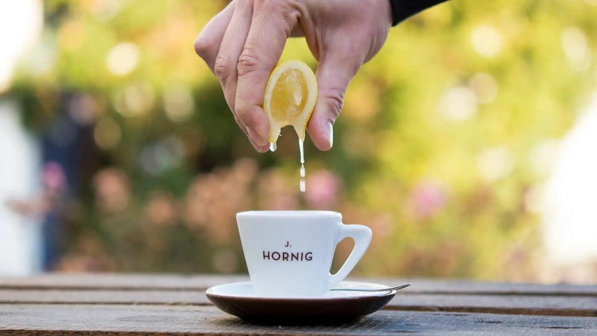 Mit Kaffee und Zitrone gegen den Kater  Blog  J. Hornig