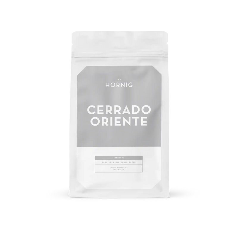 Eine Packung J. Hornig Cerrado Espresso Spezialitätenkaffee 250g.
