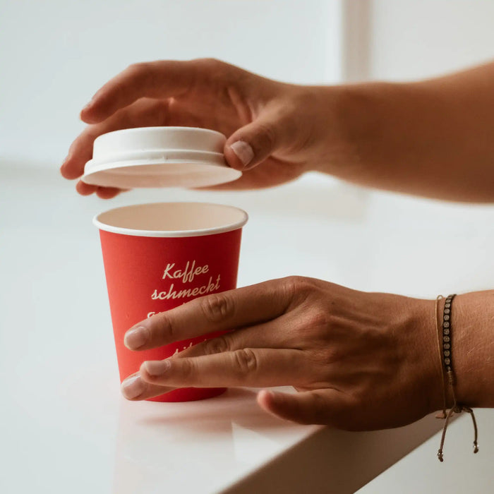Coffee to Go Deckel kaufen • In Gastro-Qualität • J. Hornig